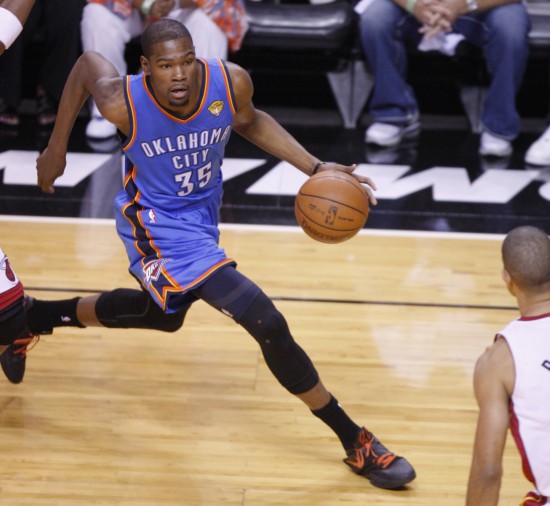 CBA赛季亮点回顾：精彩得分集锦,（CBA本季高光回放：得分名场面集锦）