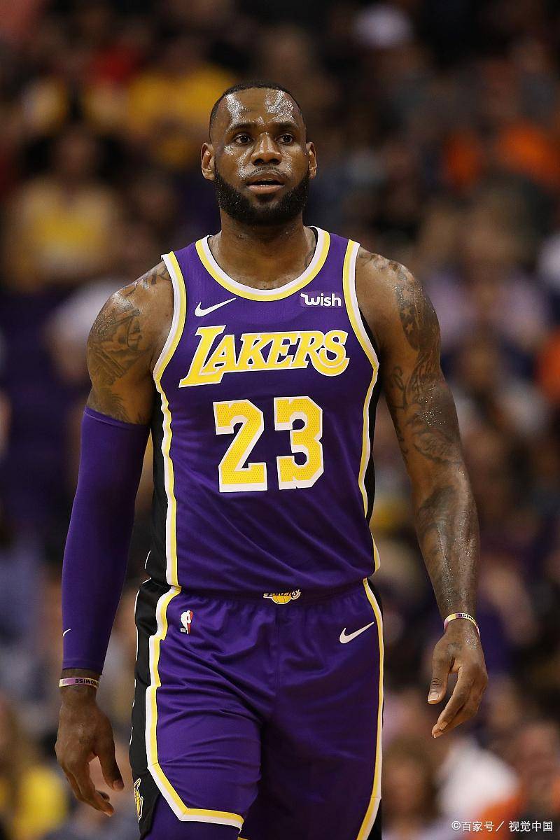 马德兴怒喷女足：主管领导给个解释，主帅不下课亚洲杯必惨败（马德兴怒斥女足：相关领导请给出说明，若主帅不下课，亚洲杯必遭惨败）