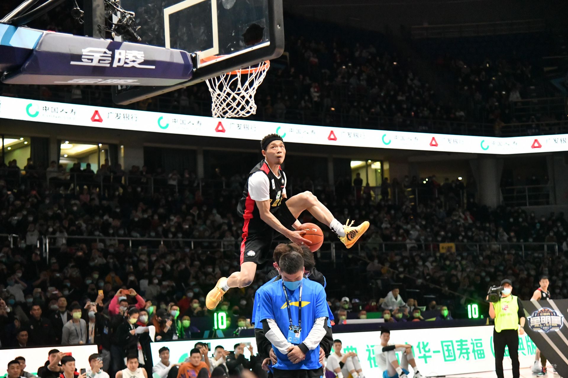 罗马诺：新月可能引进阿切尔比；国米没计划冬窗签阿德耶米（罗马诺：利雅得新月或签下阿切尔比；国米今冬无意引进阿德耶米）