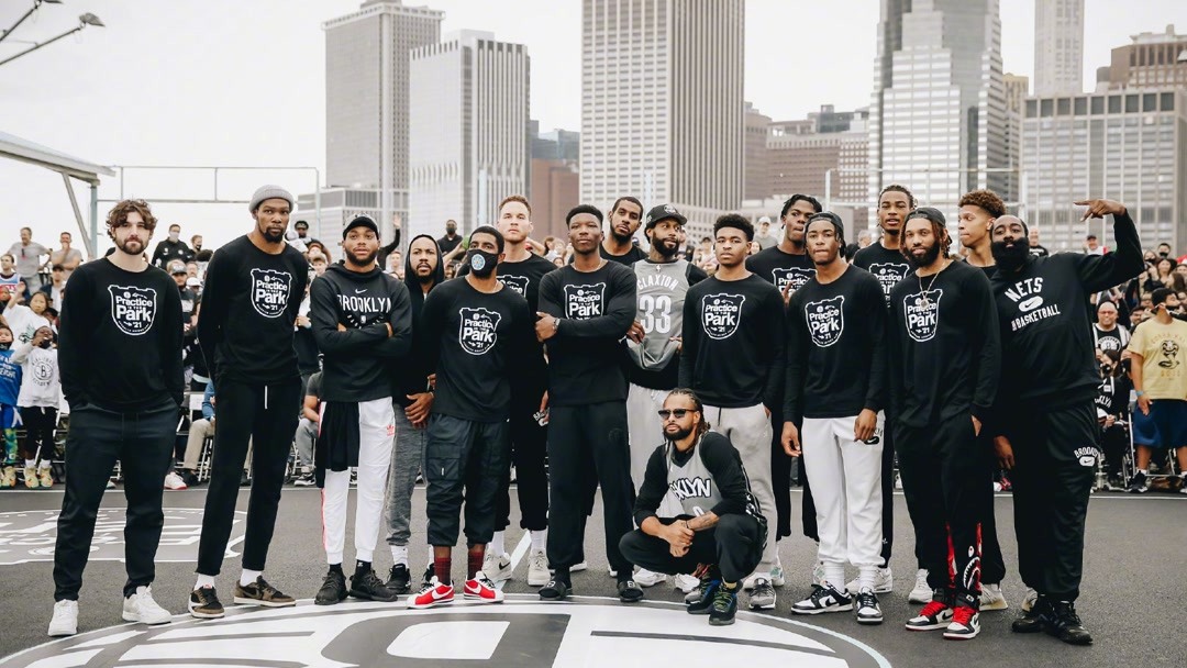 英超焦点战：纽卡斯尔联VS伯恩利 赛前全方位解析与比分前瞻（英超重磅对决：纽卡斯尔联vs伯恩利 赛前深度解读与比分预测）